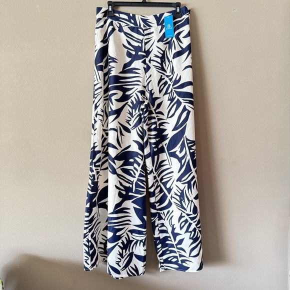 NWT Cupshe Navy White Tropical Floral Wide Leg Pants Size L - Picture 2 of 6